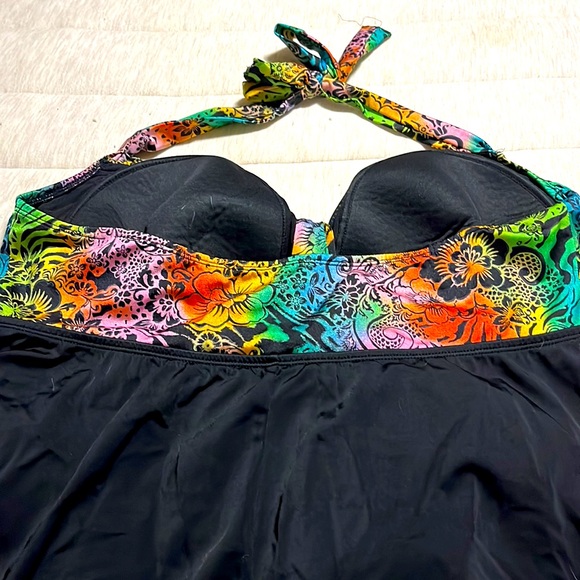 Swim suit with retro print - Picture 2 of 7